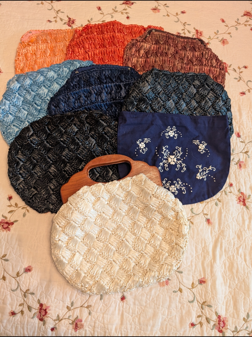 9 Pc Vintage 1960's Interchangeable Woven Handbag